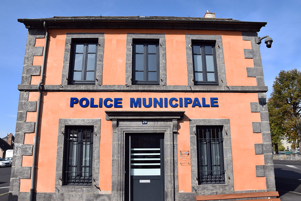 Le Poste De Police Municipale Installé à L’Octroi – Ville De Saint-Flour